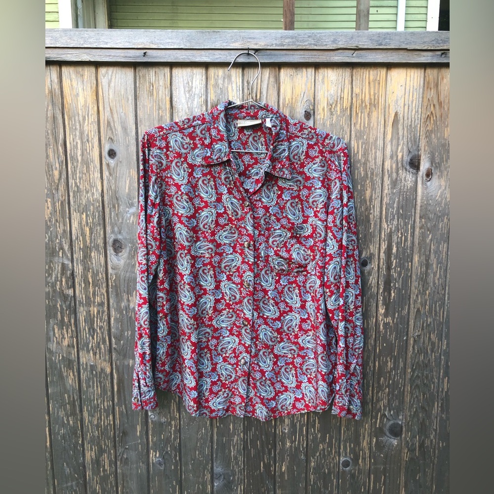 Liz Claiborne red paisley button up